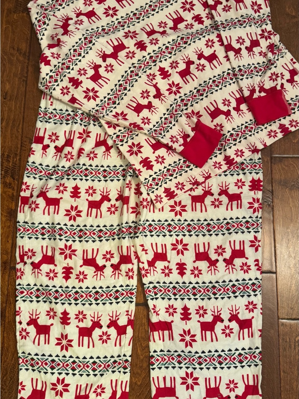 Hanna Anderson Dear Deer Flannel
Holiday Reindeer Women XL Pajama Set